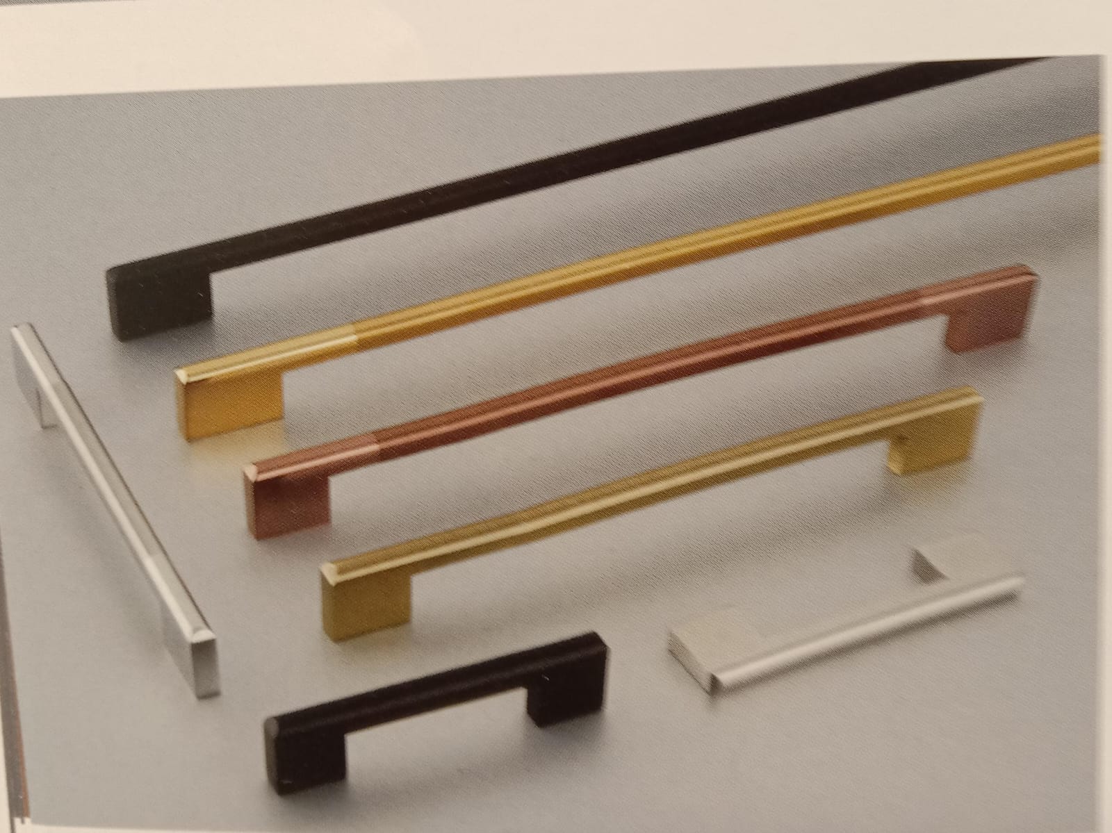 DECOWELL WARDROBE/CABINET HANDLE SD-101